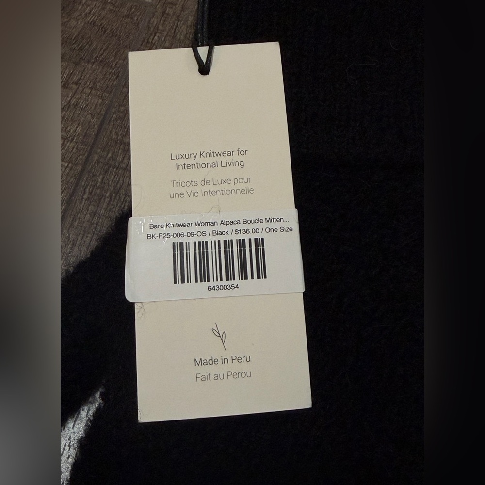 NWT Bare Knitwear Alpaca Boucle Mittens in Classic - Black - Picture 3 of 9